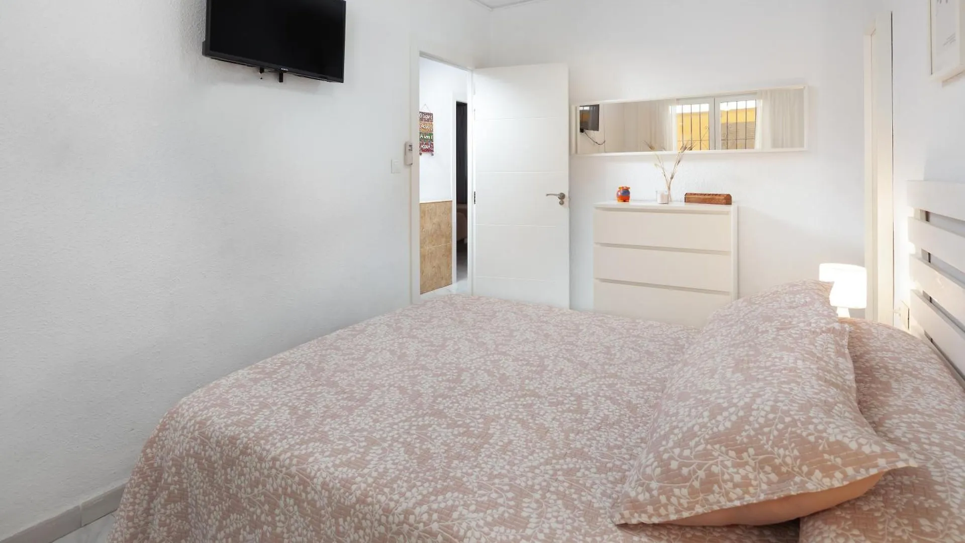 Casa Santo Front Beach La Cala Del Moral Holiday home